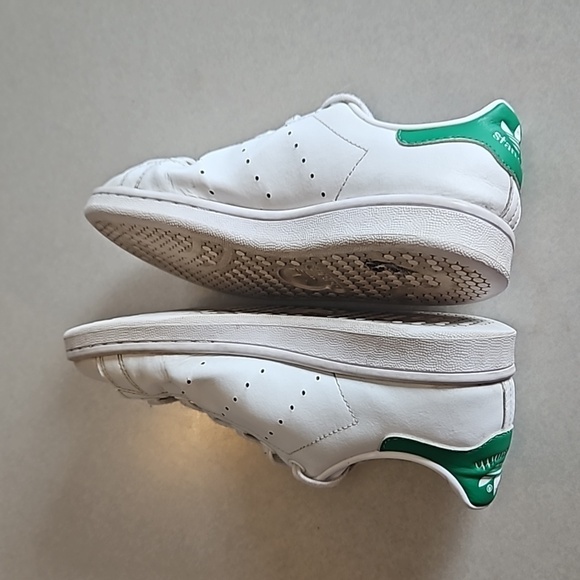 Adidas Stan Smith Sneakers - Picture 6 of 12
